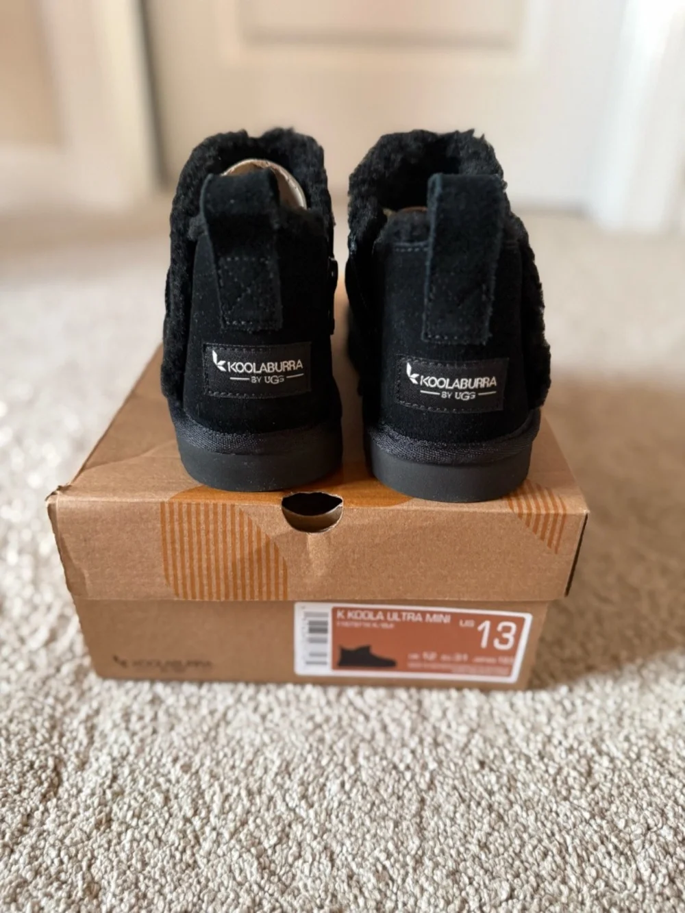 Mini Kookaburra by UGG Ultra mini black suede boot, size 13. Never worn